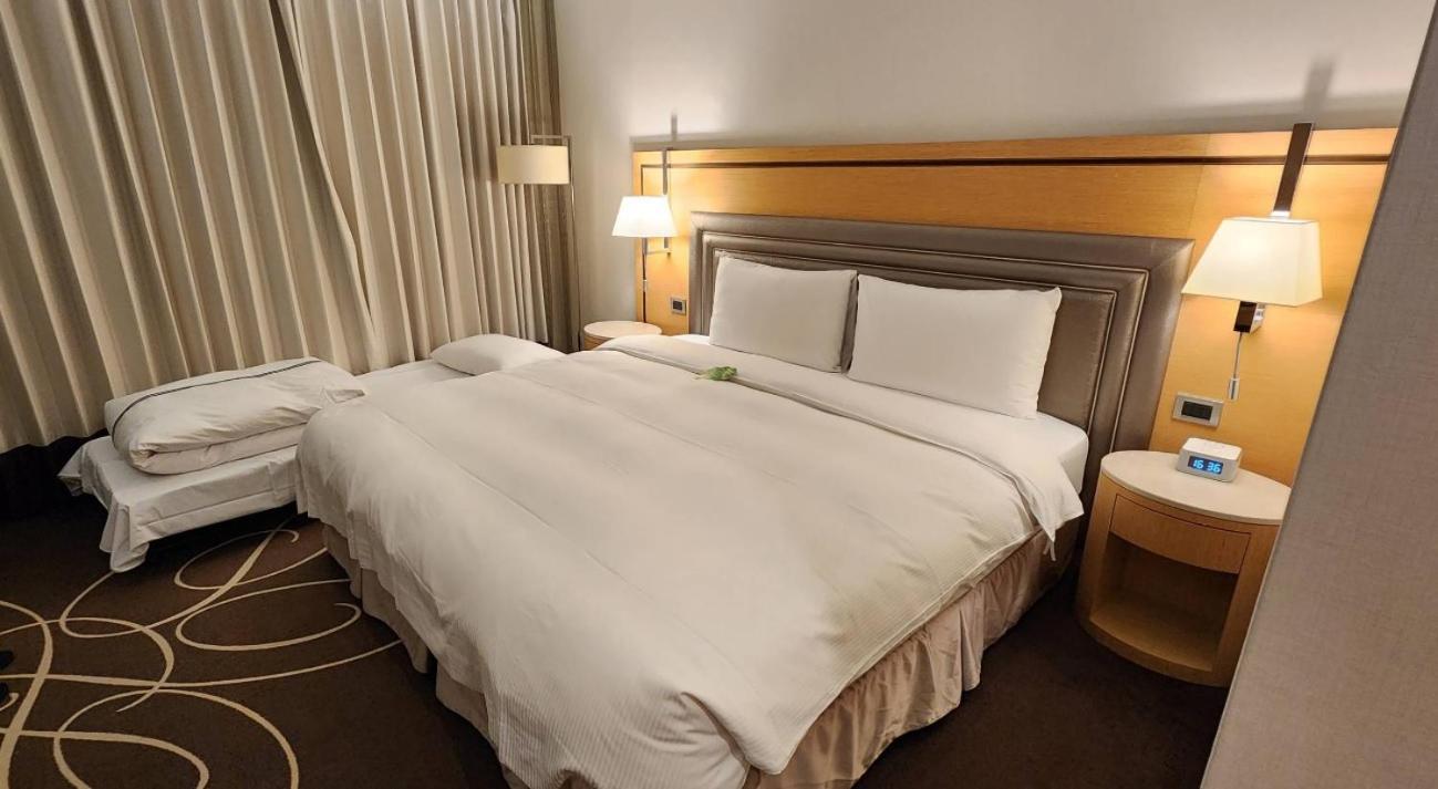 K Hotel Taipei Songjiang Exterior photo
