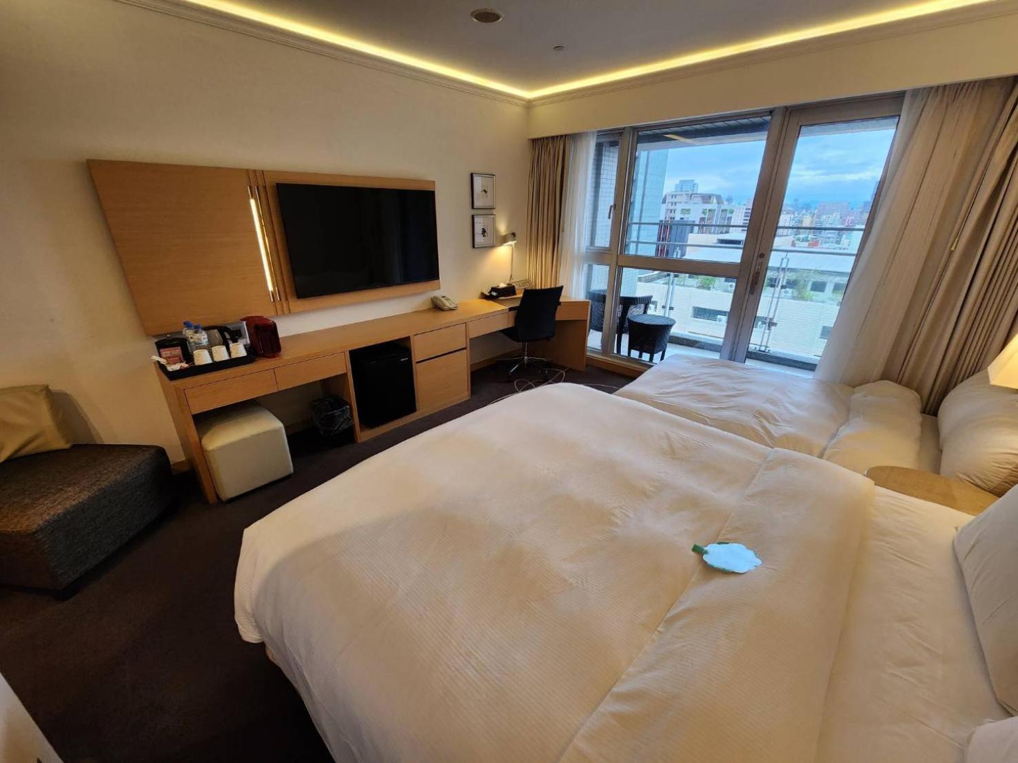 K Hotel Taipei Songjiang Exterior photo